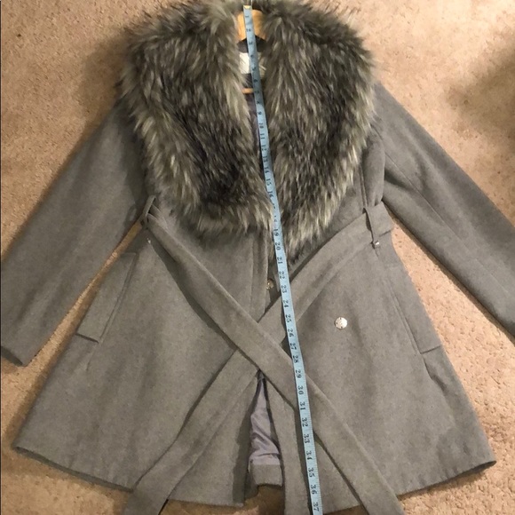 ASOS petite faux fur coat jacket removable collar - Picture 5 of 8